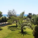 Nirvana Club Village Botricello