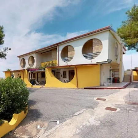 Nirvana Club Village Parque de vacaciones 3*