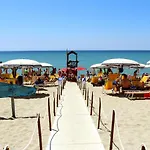 Nirvana Club Village 3*