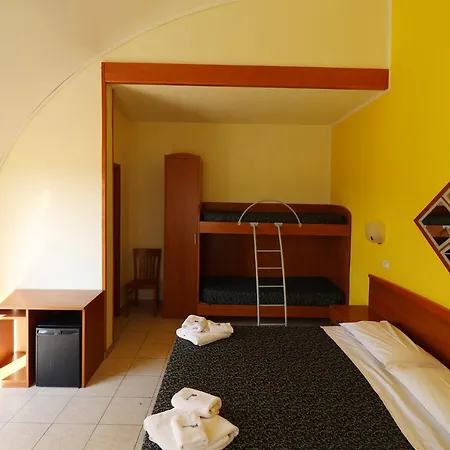 Nirvana Club Village 3* 보트리첼로