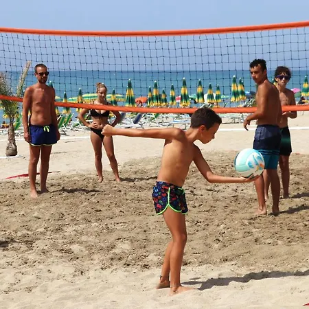 פארק נופש Nirvana Club Village בוטריצ'לו